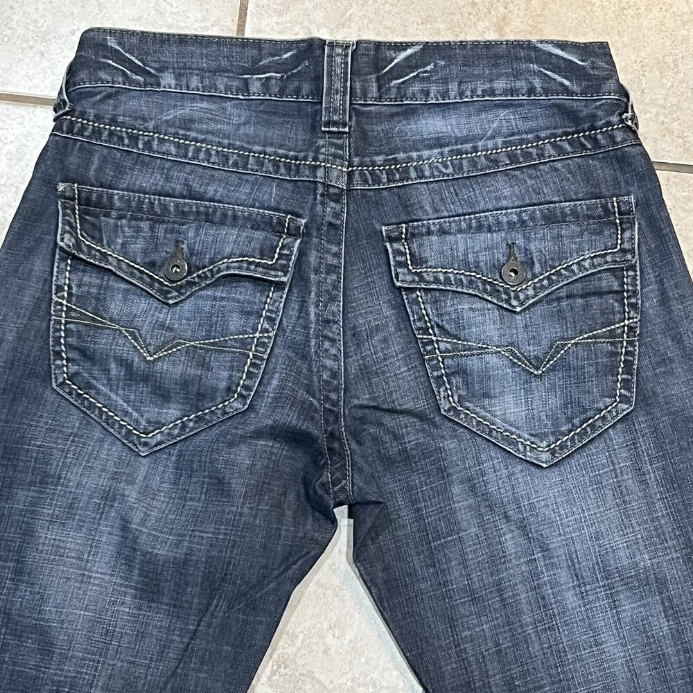 Guess Jeans (Rn62136) Original Stretch Boot Cut Women's 31x27 Raw Hem